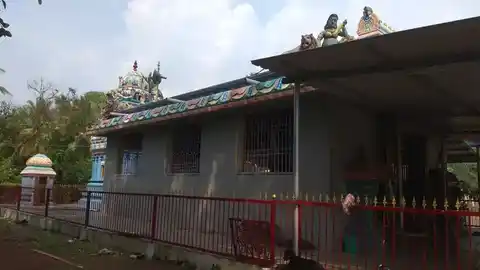 Arulmigu Drowpathy Amman and Pillaiyar and Ayyanar Temple, Kazhanivasal - 609314 அருள்மிகு திரௌபதியம்மன் மற்றும் பிள்ளையார் மற்றும் அய்யனார் திருக்கோயில், கழனிவாசல் - 609314, Mayiladuthurai - Ancient Temple Architecture and History Image 4