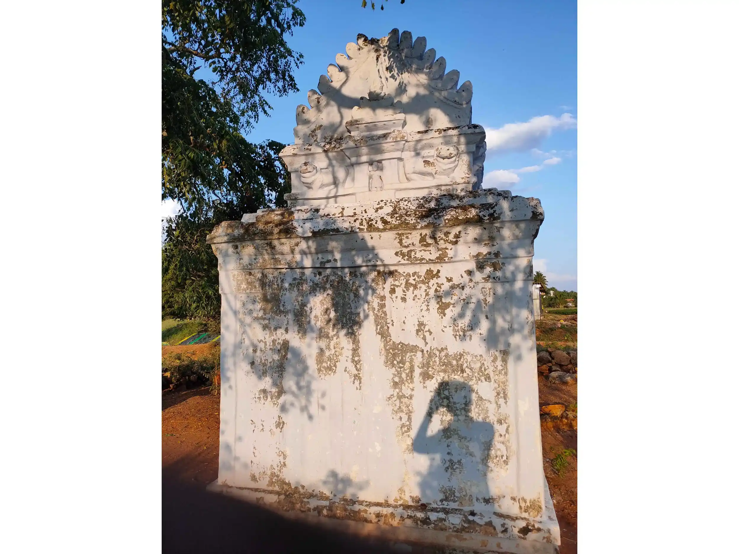 Arulmigu Duraiuramman Temple, Malaiyampalayam, Ganapathipalayam - 642122 அருள்மிகு துறையூரம்மன் திருக்கோயில், Malaiyampalayam, Ganapathipalayam - 642122, Tiruppur - Ancient Temple Architecture and History Image 4