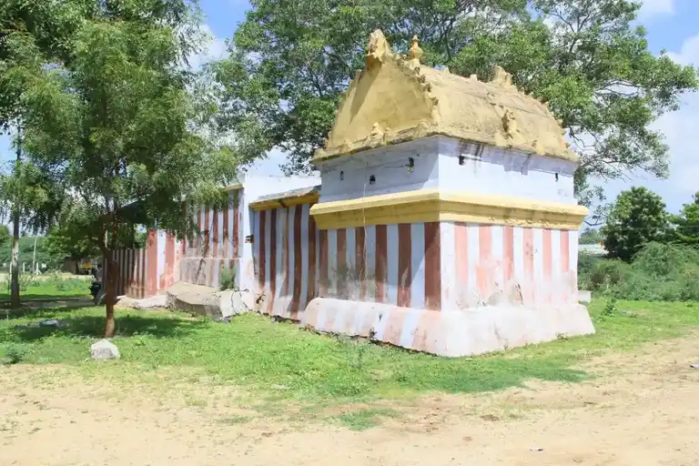 Arulmigu Durga Parameshwari Amman (A) Vadakkuva Selliamman Temple, Mukkani, - 628615 அருள்மிகு துர்க்கா பரமேஸ்வரி அம்மன் திருக்கோயில், Mukkani - 628615, Thoothukudi - Ancient Temple Architecture and History Image 3