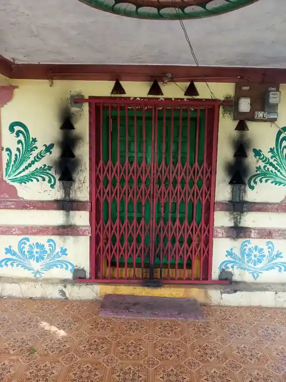 Arulmigu Durgai Amman Temple, Uthiramerur - 603406 அருள்மிகு துர்க்கையம்மன் திருக்கோயில், Uthiramerur, Uthiramerur - 603406, Kancheepuram - Ancient Temple Architecture and History Image 4