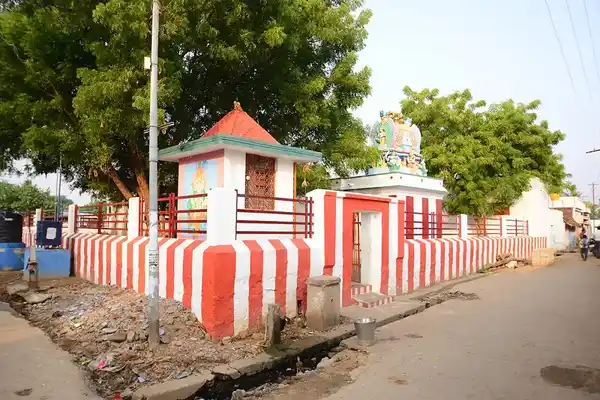 Arulmigu Durgaiamman Temple, Nadukkallur - 627010 அருள்மிகு துர்க்கையம்மன் திருக்கோயில், Nadukkallur - 627010, Tirunelveli - Ancient Temple Architecture and History Image 4