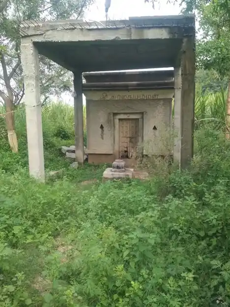 Arulmigu Durgaiamman Temple, Near Lake View, Melapudi - 631207 அருள்மிகு துர்கையம்மன் திருக்கோயில், Near Lake View, Melapudi - 631207, Tiruvallur - Ancient Temple Architecture and History Image 4