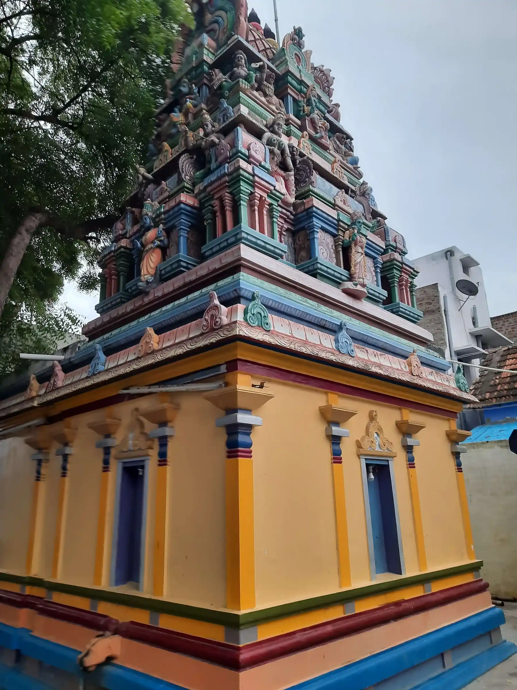 Arulmigu Durgaiyamman And Bagavathiamman Temple, Tirunelveli - 627006 அருள்மிகு துர்க்கையம்மன் மற்றும் பகவதியம்மன் திருக்கோயில், Tirunelveli - 627006, Tirunelveli - Ancient Temple Architecture and History Image 2