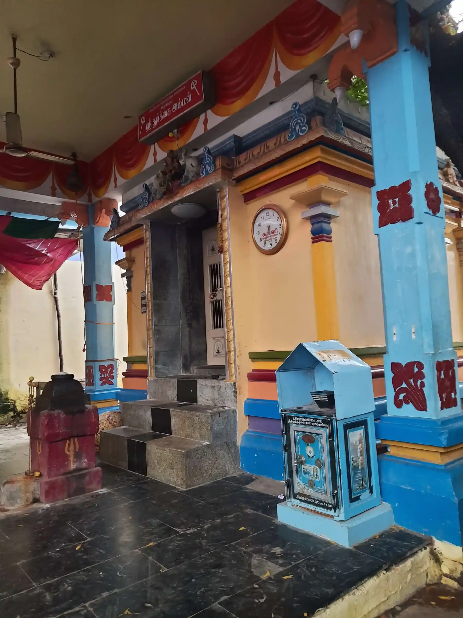 Arulmigu Durgaiyamman And Bagavathiamman Temple, Tirunelveli - 627006 அருள்மிகு துர்க்கையம்மன் மற்றும் பகவதியம்மன் திருக்கோயில், Tirunelveli - 627006, Tirunelveli - Ancient Temple Architecture and History Image 3