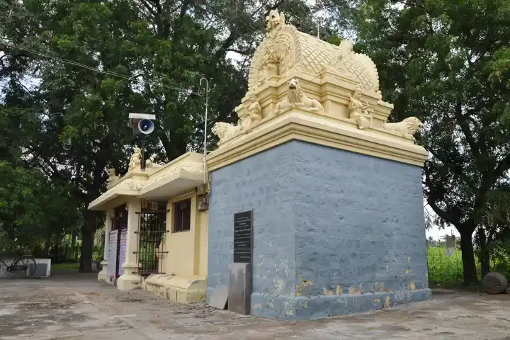 Arulmigu Eadupalamman Swamy Temple, Viswanathapuri, Pavithram - 639002 அருள்மிகு எடுப்பாளம்மன் திருக்கோயில், Viswanathapuri, Pavithram - 639002, Karur - Ancient Temple Architecture and History Image 4