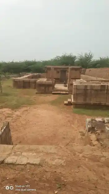 Arulmigu Easwarar Temple, Thudaiyur - 622502 அருள்மிகு ஈஸ்வரர் திருக்கோயில், Thudaiyur - 622502, Pudukkottai - Ancient Temple Architecture and History Image 4