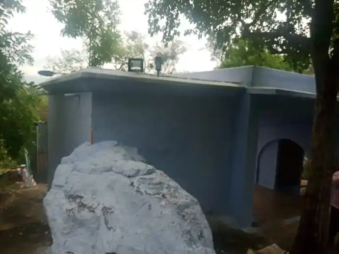 Arulmigu Edamalai Mahalingaswamy (Endra) Mayakarupanna Swamy Temple, Katta Kamanpatti - 624202 அருள்மிகு இடமலை மகாலிங்க சாமி மற்றும் மாயகருப்பணசாமி திருக்கோயில், Katta Kamanpatti, Katta Kamanpatti - 624202, Dindigul - Ancient Temple Architecture and History Image 2