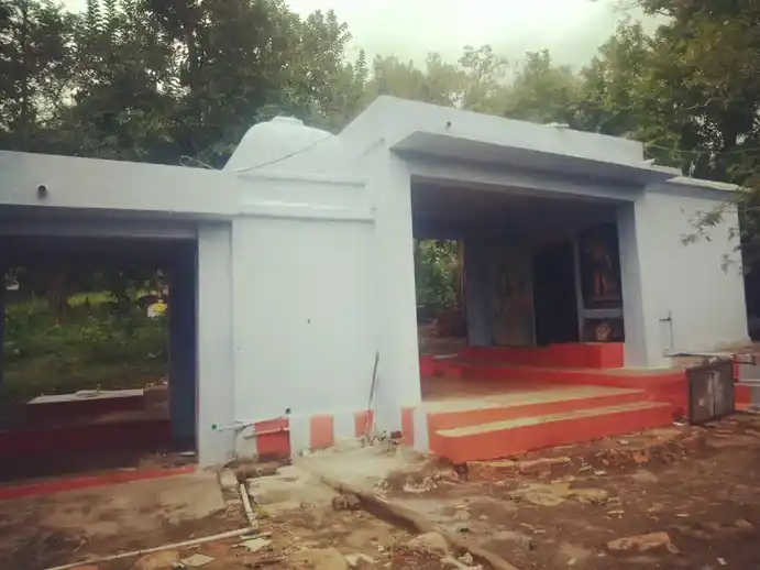 Arulmigu Edamalai Mahalingaswamy (Endra) Mayakarupanna Swamy Temple, Katta Kamanpatti - 624202 அருள்மிகு இடமலை மகாலிங்க சாமி மற்றும் மாயகருப்பணசாமி திருக்கோயில், Katta Kamanpatti, Katta Kamanpatti - 624202, Dindigul - Ancient Temple Architecture and History Image 4