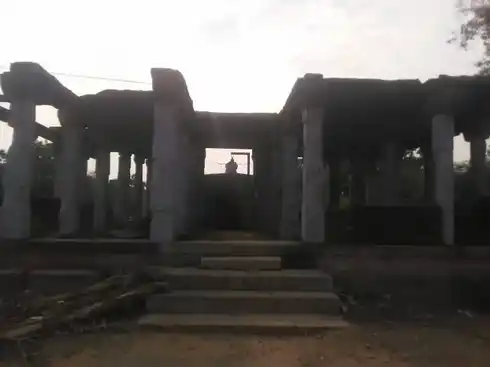 Arulmigu Edarvinai Theertha Perumal Temple, Suganthalai - 628207 அருள்மிகு இடர்வினை தீர்த்த பெருமாள் திருக்கோயில், Suganthalai - 628207, Thoothukudi - Ancient Temple Architecture and History Image 2