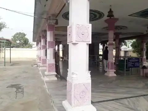 Arulmigu Edumbakumaraswamy Temple, Iduvampalayam, Tiruppur - 641687 அருள்மிகு இடும்பகுமாரசுவாமி திருக்கோயில், Iduvampalayam, Tiruppur - 641687, Tiruppur - Ancient Temple Architecture and History Image 5