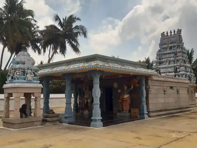 Arulmigu Eeluramman Temple, Moolaiyampoondi - 639202