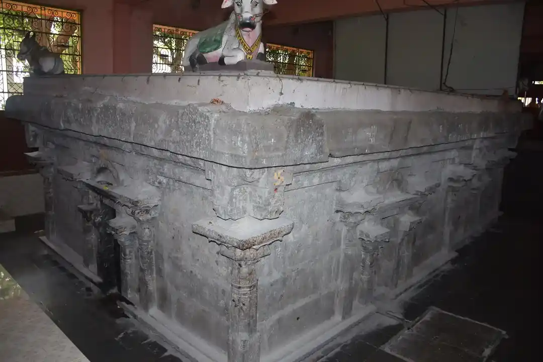 Arulmigu Eesaniya Lingam Temple, Tiruvannamalai - 606601 அருள்மிகு ஈசானியலிங்கம் திருக்கோயில், திருவண்ணாமலை - 606601, Tiruvannamalai - Ancient Temple Architecture and History Image 3