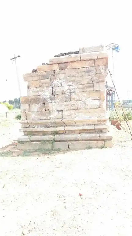 Arulmigu Eeswaran Temple, Amarapoondi - 624613 அருள்மிகு ஈஸ்வரன் திருக்கோயில், Amarapoondi - 624613, Dindigul - Ancient Temple Architecture and History Image 3