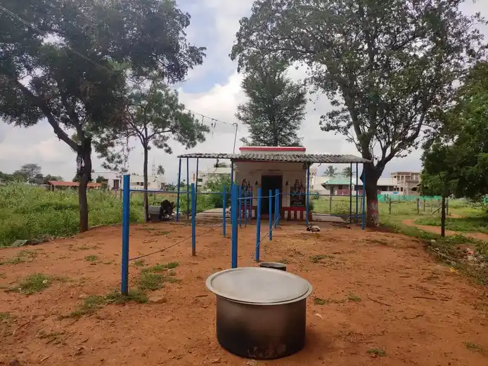 Arulmigu Eeswaran Temple, Pachamalaiyankottai - 624707 அருள்மிகு ஈஸ்வரன் திருக்கோயில், Pachamalaiyankottai - 624707, Dindigul - Ancient Temple Architecture and History Image 5