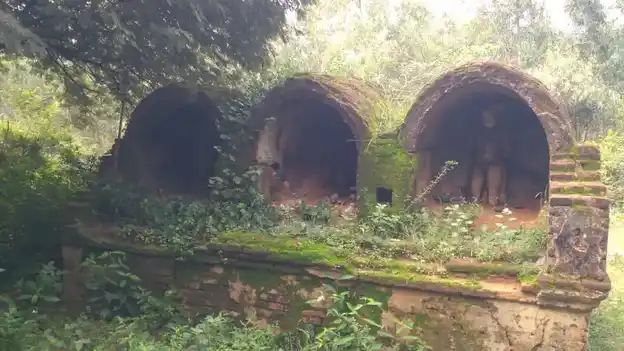 Arulmigu Egaliyamman Temple, Muttuvancheri, Ariyalur - 621701 Temple