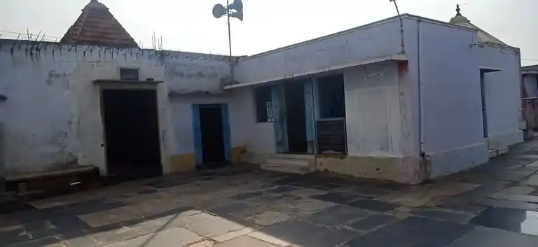 Arulmigu Egambareshwarar Temple, Semmandappatti - 636309 அருள்மிகு ஏகாம்பரேஸ்வரர் திருக்கோயில், Semmandappatti - 636309, Salem - Ancient Temple Architecture and History Image 8