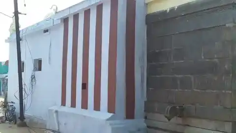 Arulmigu Egamparaeswarar And Kamatchiamman Temple, Keela Ambur, Keela Ambur - 627418 அருள்மிகு ஏகாம்பரமேஸ்வரர் மற்றும் காமாட்சியம்மன் திருக்கோயில், கீழ ஆம்பூா், கீழ ஆம்பூா் - 627418, Tenkasi - Ancient Temple Architecture and History Image 3