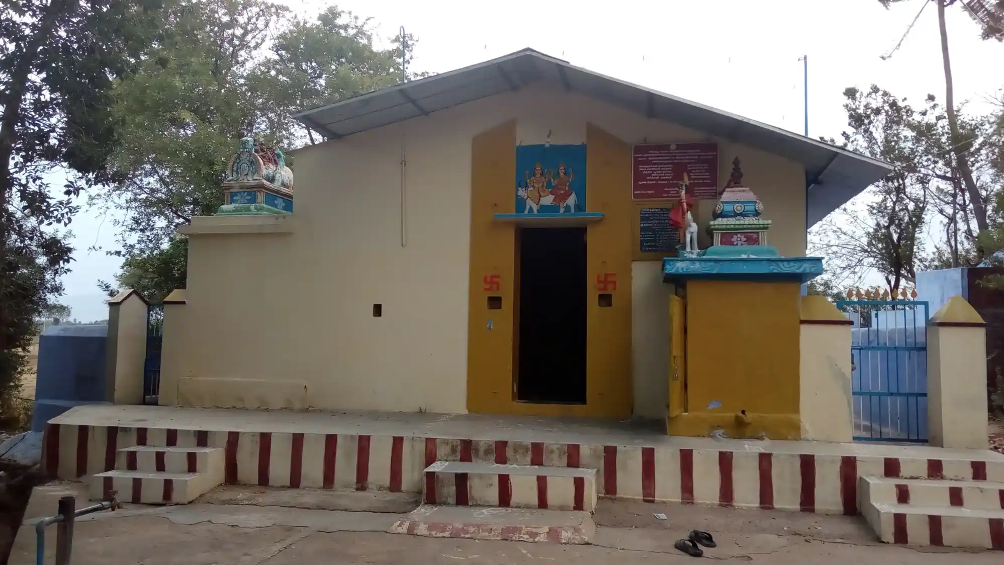 Arulmigu Egamparaeswarar And Kamatchiamman Temple, Pallakkal Puthukudi, Pallakkal Puthukudi - 627413 அருள்மிகு ஏகாம்பரமேஸ்வரர் மற்றும் காமாட்சியம்மன் திருக்கோயில், பள்ளக்கால் பொதுக்குடி, பள்ளக்கால் பொதுக்குடி - 627413, Tirunelveli - Ancient Temple Architecture and History Image 2
