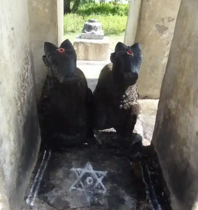 Arulmigu Ekambaranathar Temple, Navalloor - 601301