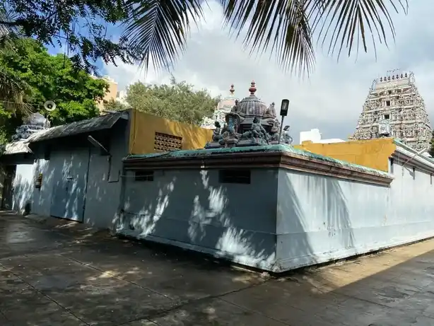 Arulmigu Ekambareswar Temple, Aminjikarai, Chennai - 600029 அருள்மிகு ஏகாம்பரேஸ்வரர் திருக்கோயில், அமைந்தகரை, சென்னை - 600029, Chennai - Ancient Temple Architecture and History Image 2