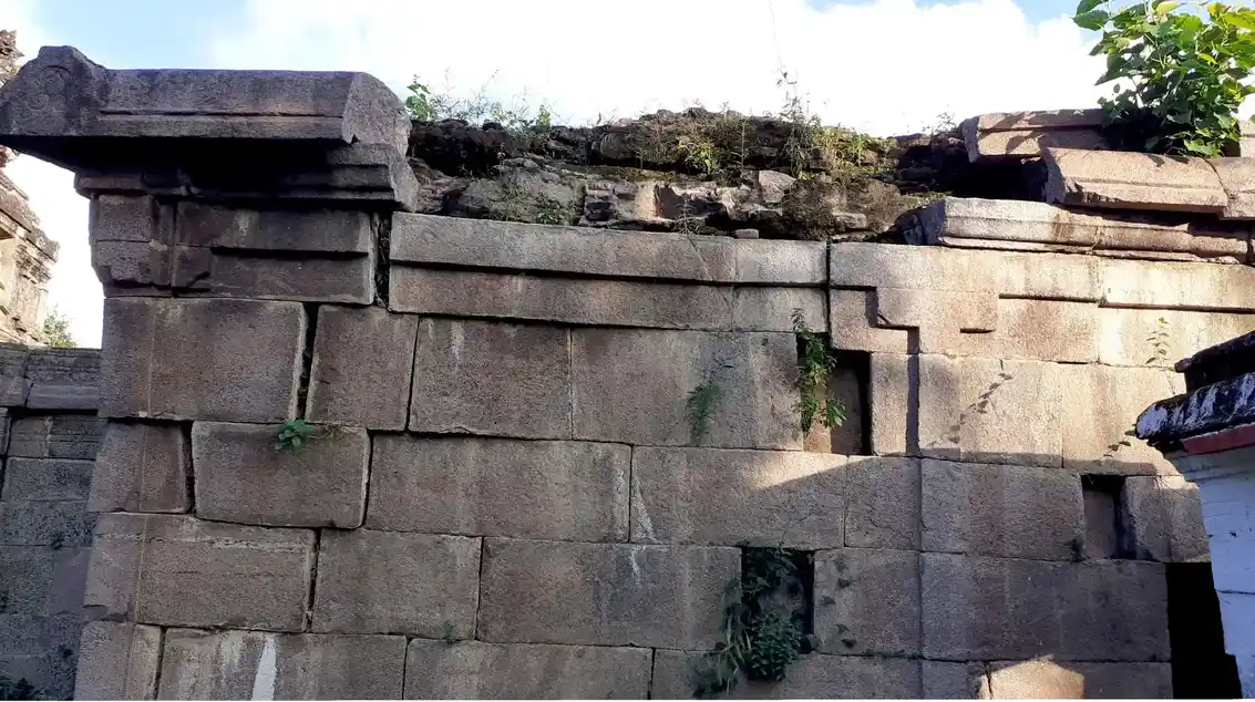 Arulmigu Ekambareswarar and Kanthappar Temple, Thammanur - 631605 அருள்மிகு ஏகாம்பரேஸ்வரர் மற்றும் கந்தப்பர் திருக்கோயில், தம்மனூர் - 631605, Kancheepuram - Ancient Temple Architecture and History Image 8