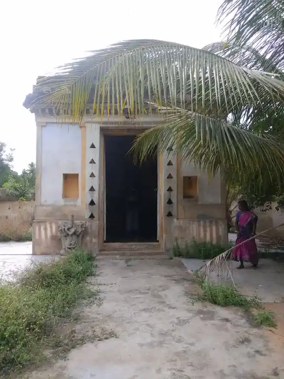 Arulmigu Ekambareswarar And Venugopala Swamy Temple, Agarapettai - 613104 Temple