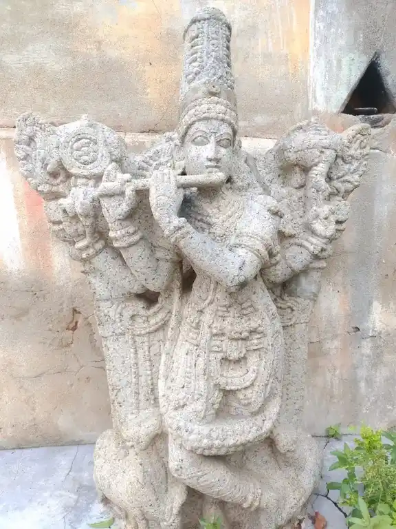 Arulmigu Ekambareswarar And Venugopala Swamy Temple, Agarapettai - 613104 அருள்மிகு ஏகாம்பரேஸ்வரர் மற்றும் வேணுகோபாலசுவாமி திருக்கோயில், Agarapettai - 613104, Thanjavur - Ancient Temple Architecture and History Image 4