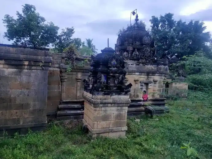 Arulmigu Ekambareswarar Temple, Elumur - 621115 Arulmigu Ekambareswarar Temple, Elumur - 621115, Perambalur - Ancient Temple Architecture and History Image 2