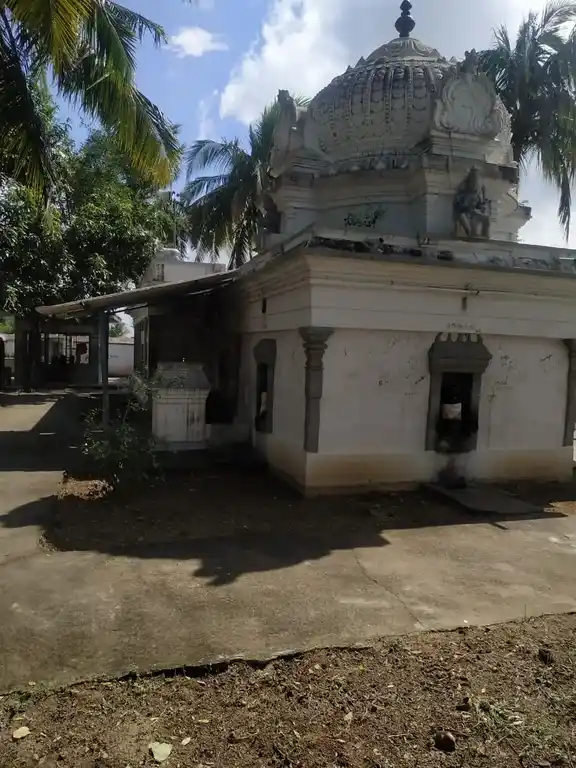 Arulmigu Ekambareswarar Temple, Endaththur - 603306 அருள்மிகு ஏகாம்பரேசுவரர் திருக்கோயில், எண்டத்தூர் - 603306, Chengalpattu - Ancient Temple Architecture and History Image 6