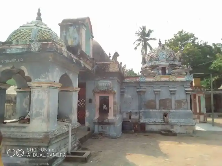 Arulmigu Ekampareswar Temple, Mananthaudi - 609503 அருள்மிகு ஏகாம்பரேஸ்வரர் திருக்கோயில், Mananthaudi - 609503, Thiruvarur - Ancient Temple Architecture and History Image 2