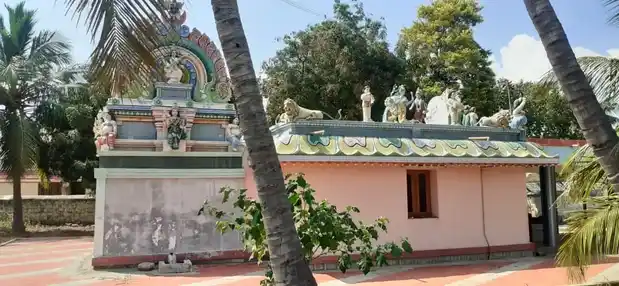 Arulmigu Elampilliyamman Temple, Esanatham - 639203 அருள்மிகு இளம்பிள்ளையம்மன் திருக்கோயில், Esanatham - 639203, Karur - Ancient Temple Architecture and History Image 2