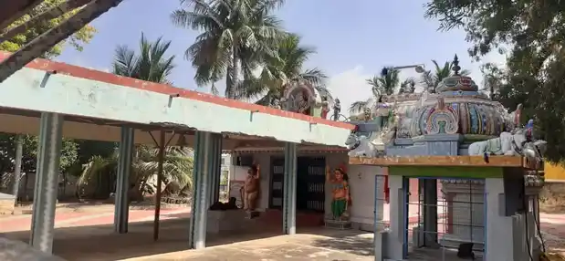 Arulmigu Elampilliyamman Temple, Esanatham - 639203 அருள்மிகு இளம்பிள்ளையம்மன் திருக்கோயில், Esanatham - 639203, Karur - Ancient Temple Architecture and History Image 3