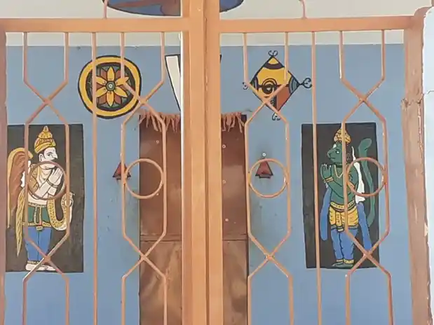 Arulmigu Elayaperumal Temple, M.Velampalayam - 638104 அருள்மிகு இளையபெருமாள் திருக்கோயில், M.Velampalayam - 638104, Erode - Ancient Temple Architecture and History Image 3