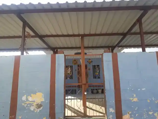 Arulmigu Elayaperumal Temple, M.Velampalayam - 638104 அருள்மிகு இளையபெருமாள் திருக்கோயில், M.Velampalayam - 638104, Erode - Ancient Temple Architecture and History Image 4