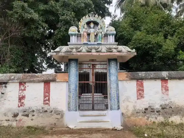 Arulmigu Elayaperumal Temple, Sathampuri - 638104 அருள்மிகு இளைய பெருமாள் திருக்கோயில், Sathampuri - 638104, Erode - Ancient Temple Architecture and History Image 2