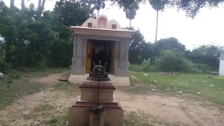 Arulmigu Eleangaliamman Temple, Vellavedu - 600124 அருள்மிகு இளங்காளியம்மன் திருக்கோயில், Vellavedu - 600124, Tiruvallur - Ancient Temple Architecture and History Image 2