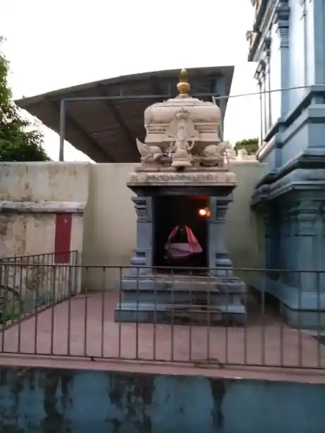 Arulmigu Ellai Amman Temple, Elaneer Kundram - 604401 Arulmigu Ellai Amman Temple, Elaneer Kundram - 604401, Tiruvannamalai - Ancient Temple Architecture and History Image 6