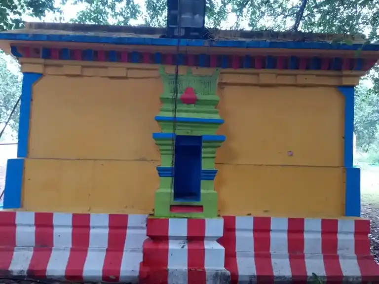 Arulmigu Ellaiamman Temple, Puzhuthivakkam - 601204 அருள்மிகு எல்லையம்மன் திருக்கோயில், புழுதிவாக்கம் - 601204, Tiruvallur - Ancient Temple Architecture and History Image 3