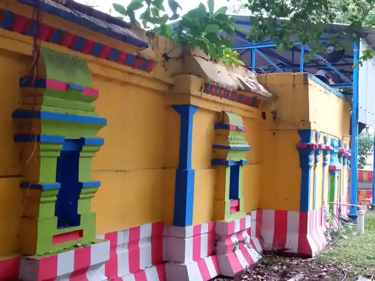 Arulmigu Ellaiamman Temple, Puzhuthivakkam - 601204 அருள்மிகு எல்லையம்மன் திருக்கோயில், புழுதிவாக்கம் - 601204, Tiruvallur - Ancient Temple Architecture and History Image 7