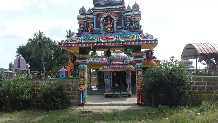 Arulmigu Ellaipidariamman Temple, Karuvalli, Kadayampatti - 636305