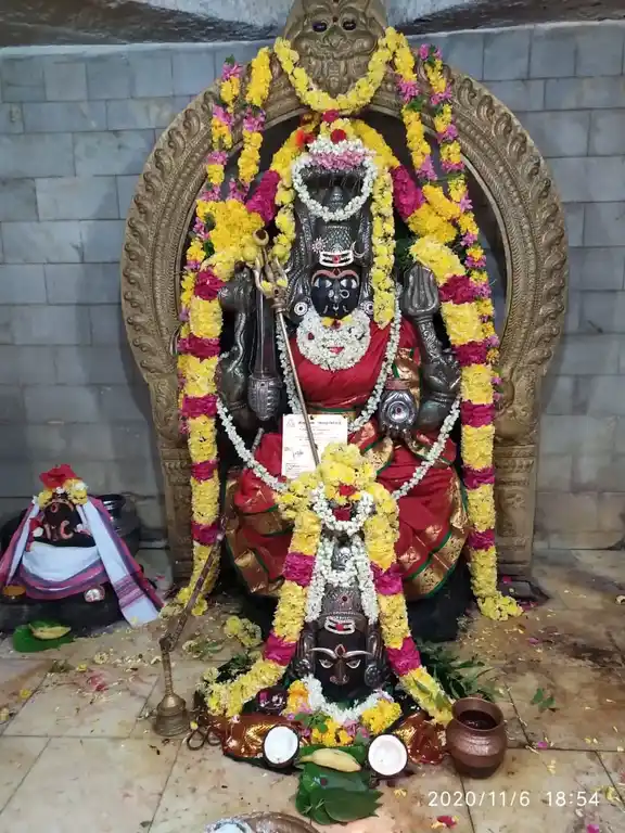 Arulmigu Ellamman Temple, Aarpakkam - 631603 அருள்மிகு எல்லைம்மன் திருக்கோயில், ஆற்பாக்கம் - 631603, Kancheepuram - Ancient Temple Architecture and History Image 4