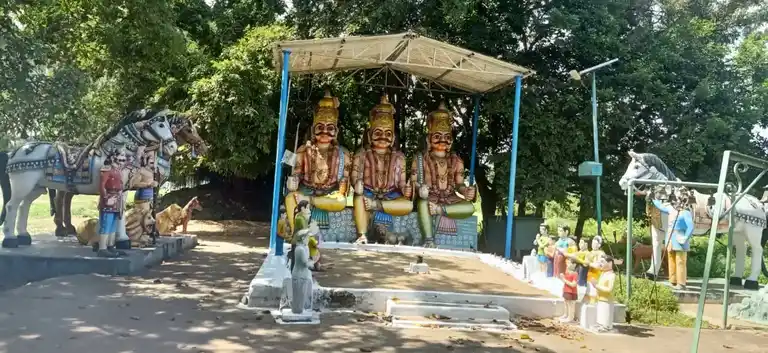 Arulmigu Eluthandi Muniappanswamy Temple, Korathupatty, Veeranam - 636122 அருள்மிகு ஏழுதாண்டி முனியப்பன்சுவாமி திருக்கோயில், Korathupatty, Veeranam - 636122, Salem - Ancient Temple Architecture and History Image 5