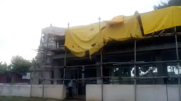 Arulmigu Emperuman Kuzhandhai Vazhiyamman Temple, Panamugai - 632511 Arulmigu Emperuman Kuzhandhai Vazhiyamman Temple, Panamugai - 632511, Tiruvannamalai - Ancient Temple Architecture and History Image 3