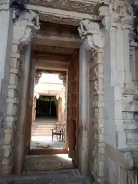 Arulmigu Emperumanar Temple, Alwarthirunagari - 628612 அருள்மிகு எம்பெருமனார் திருக்கோயில், Alwarthirunagari - 628612, Thoothukudi - Ancient Temple Architecture and History Image 7