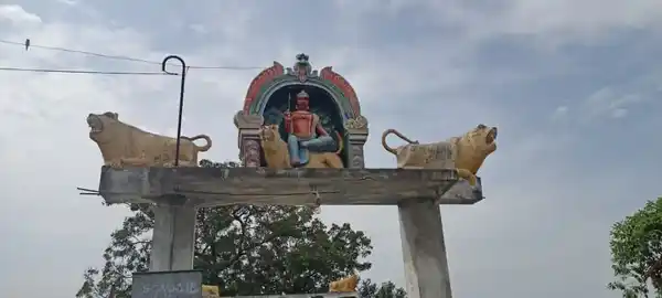 Arulmigu Eraiyur Ayyanar Temple, Venbavoor - 621116 அருள்மிகு எறையூர் அய்யனார் திருக்கோயில், Venbavoor - 621116, Perambalur - Ancient Temple Architecture and History Image 4