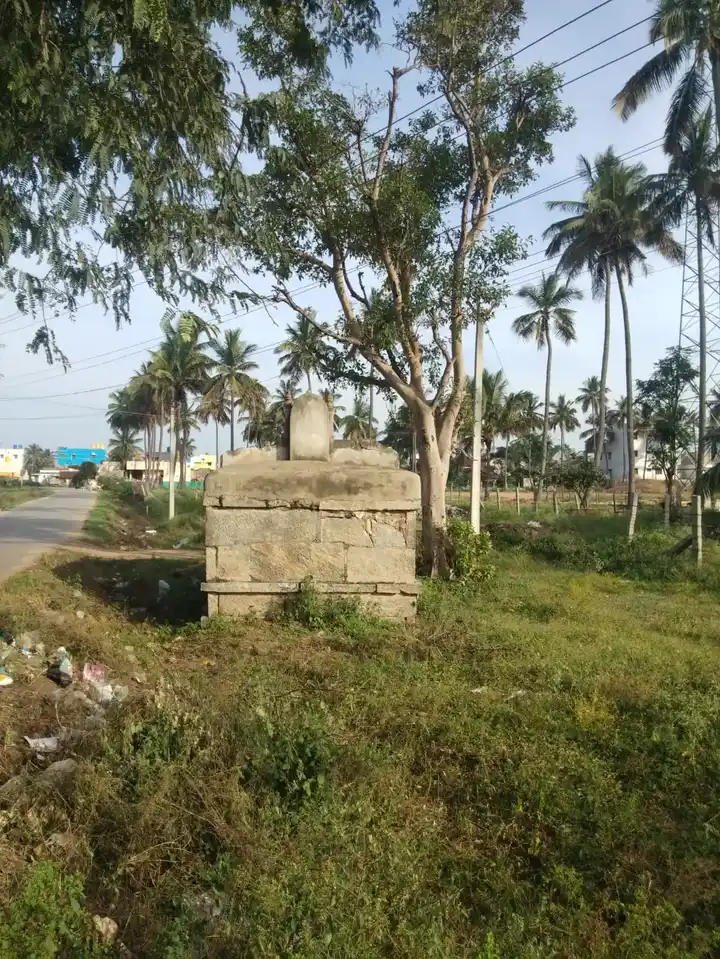 Arulmigu Eraneswarar Temple, Athimugam - 635105 அருள்மிகு இரண்யேஸ்வரர் திருக்கோயில், Athimugam - 635105, Krishnagiri - Ancient Temple Architecture and History Image 5