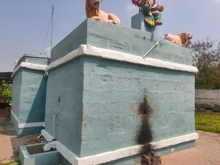 Arulmigu Erasakaaliyamman Temple, Elavanasoorkottai, - 607202 அருள்மிகு எரசகாளியம்மன் திருக்கோயில், Elavanasoorkottai, - 607202, Kallakurichi - Ancient Temple Architecture and History Image 3