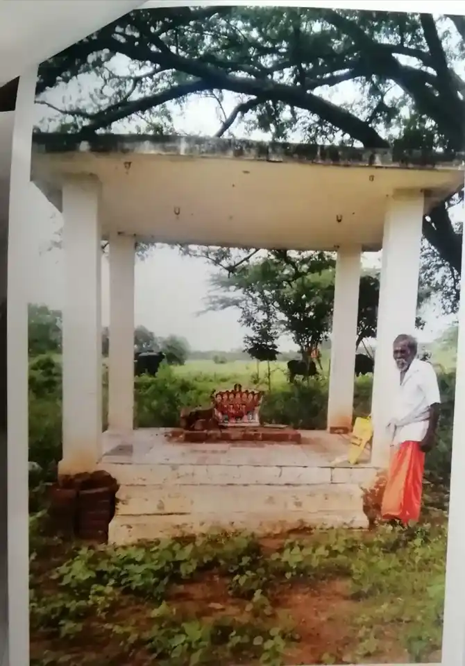 Arulmigu Erramangalam Ayyanaar Temple, Malayagoundenpatty - 624201 அருள்மிகு எர்ரமங்களம் அய்யணார் திருக்கோயில், Malayagoundenpatty - 624201, Dindigul - Ancient Temple Architecture and History Image 4