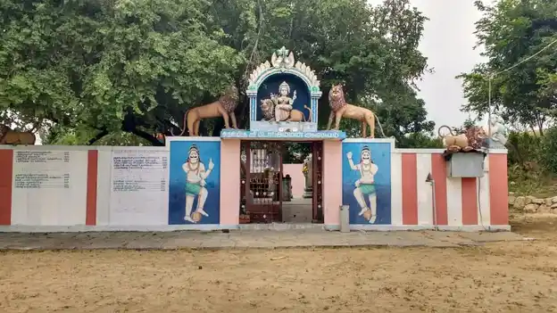 Arulmigu Erukkumanikkulam Pidaari Temple, Vettukkaadu - 622102