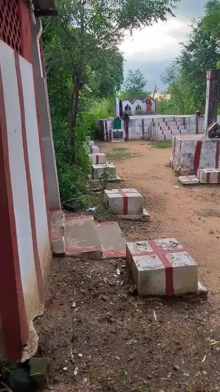 Arulmigu Erulappasamy Temple, Cettikulam - 625514 இரளப்பசாமி திருக்கோயில், Cettikulam - 625514, Madurai - Ancient Temple Architecture and History Image 2